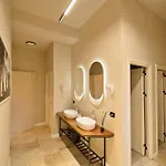 2115 Boutique Dıraç