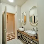 2115 Boutique Dıraç