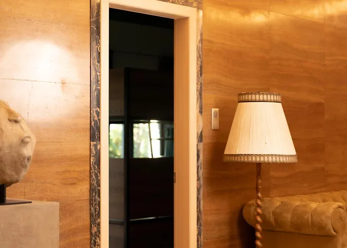 2115 Boutique Hostel