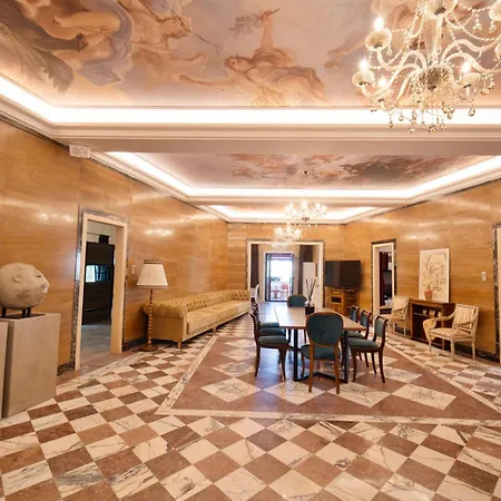 Hostel 2115 Boutique