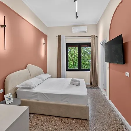 2115 Boutique Hostel