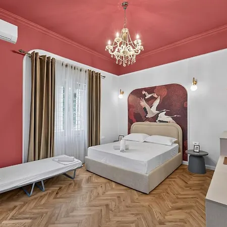 2115 Boutique Hostel